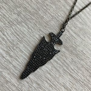 Sparkly Gunmetal Arrrowhead Choker